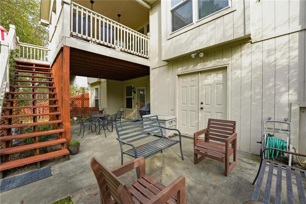 1858 Loughrey Street — photo 34