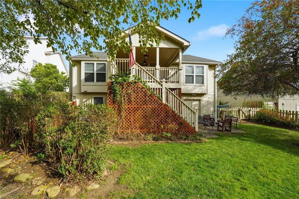 1858 Loughrey Street — photo 37