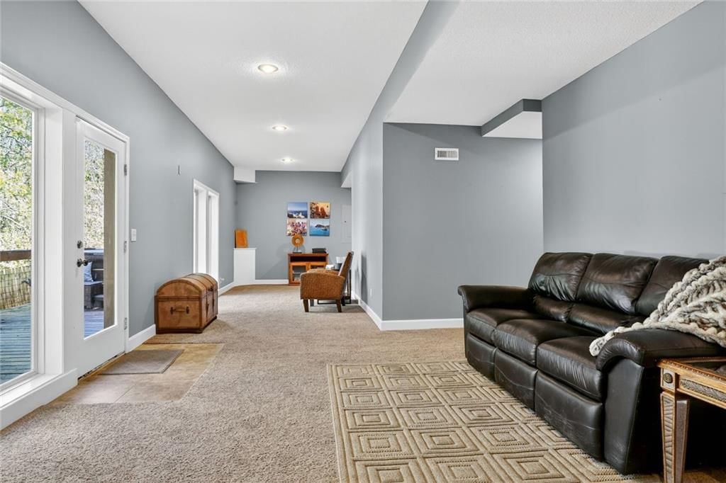 9221 N Garfield Avenue — photo 21