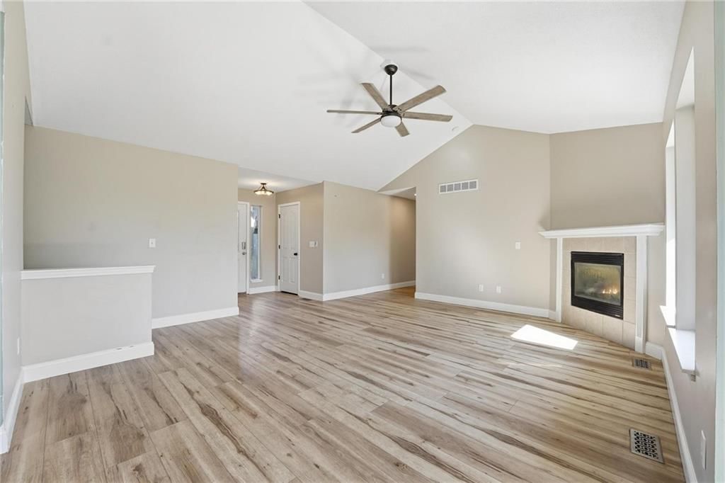 20581 W 201 Street — photo 13