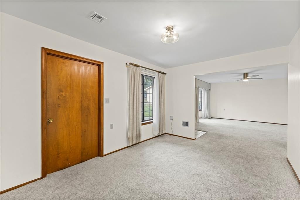 503 N Jenkins Boulevard — photo 9