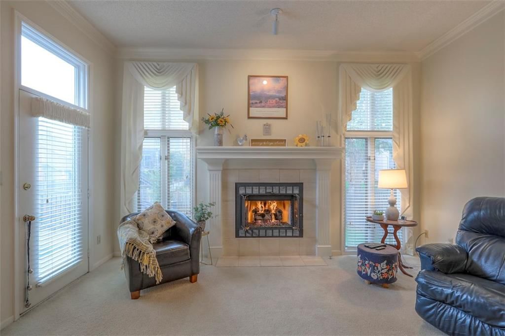 Photo 17 of 39 - 8313 W 120th Street