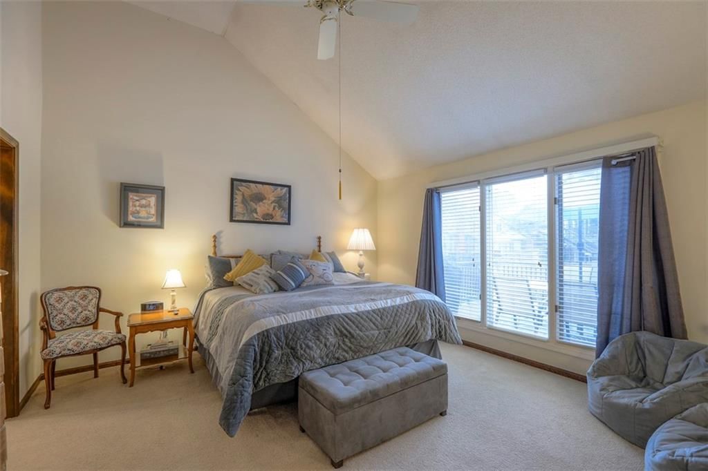 Photo 19 of 39 - 8313 W 120th Street