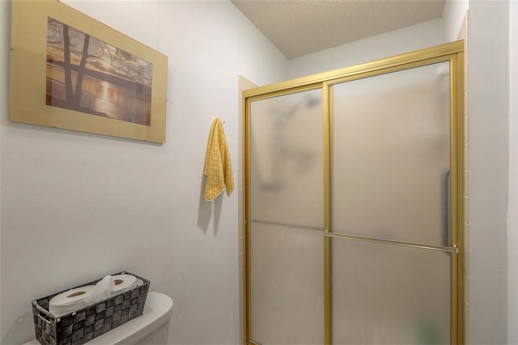 Photo 24 of 39 - 8313 W 120th Street