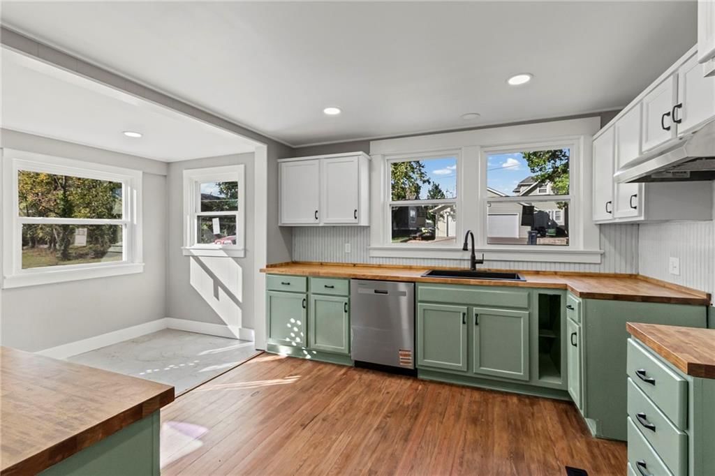 302 S Elm Street — photo 12