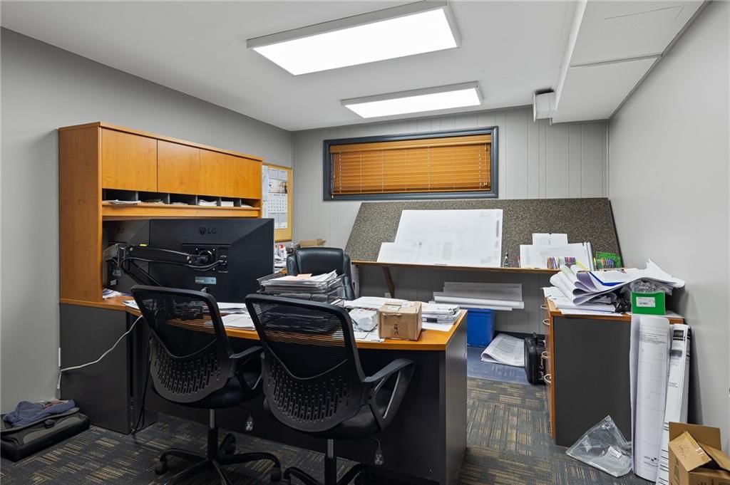 2302 Highly Street — photo 18