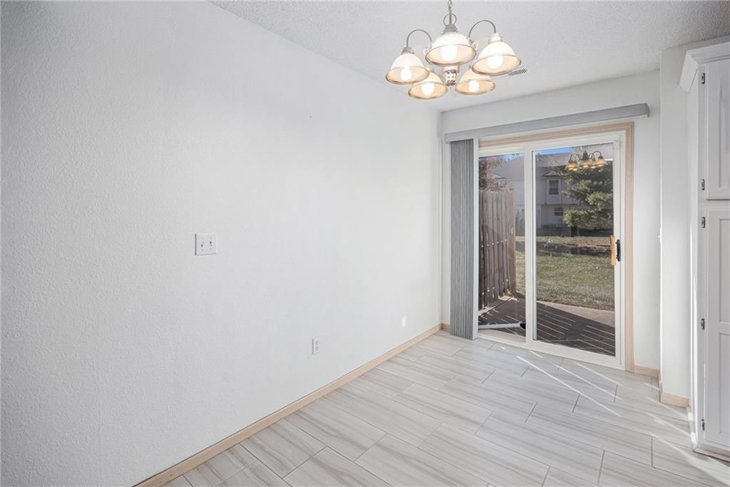 1324 SE Norwood Drive — photo 8