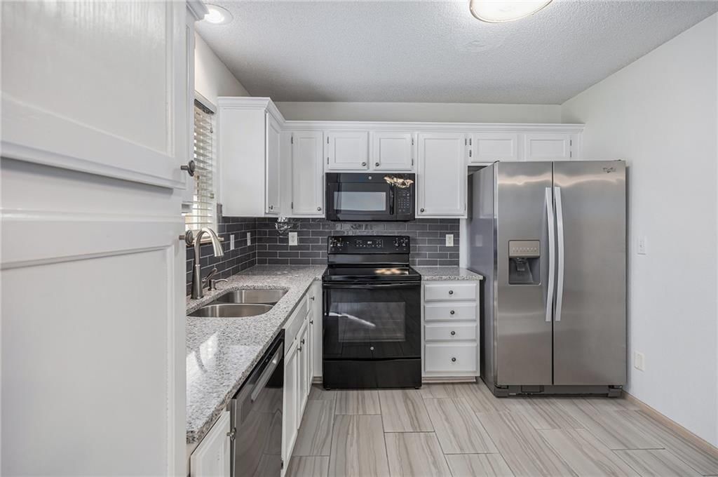 1324 SE Norwood Drive — photo 9