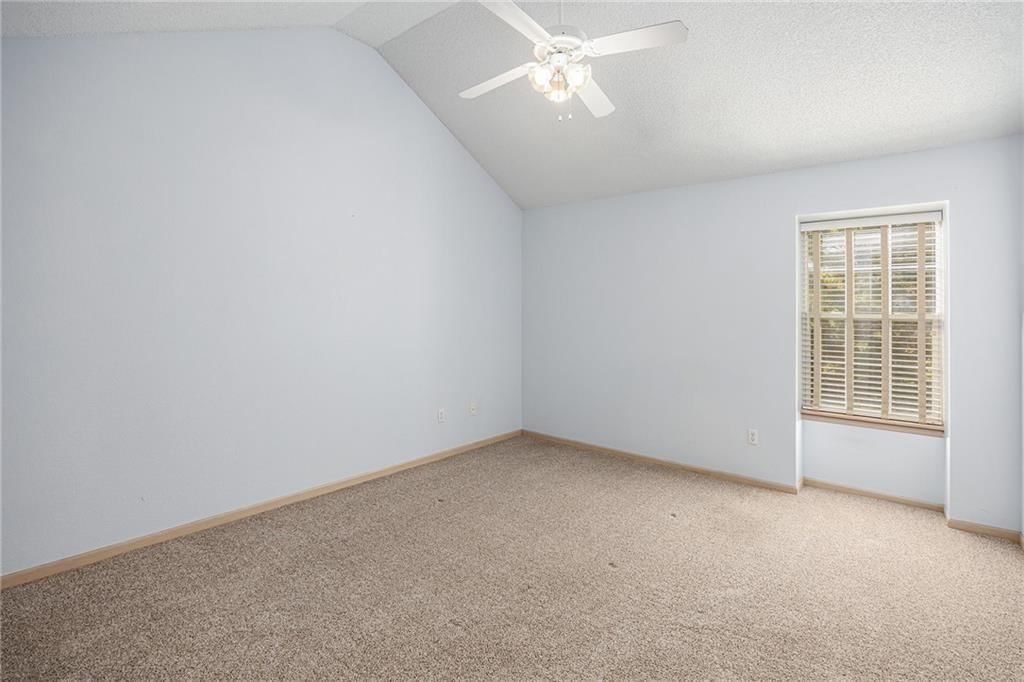 1324 SE Norwood Drive — photo 11