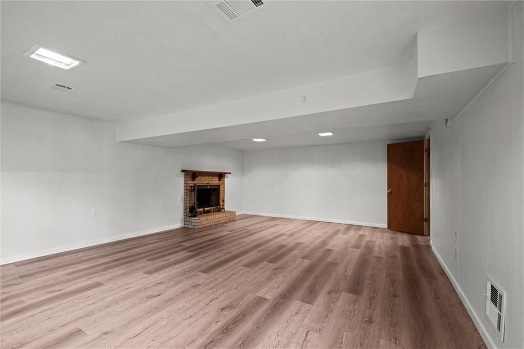 9615 W 92nd Terrace — photo 32