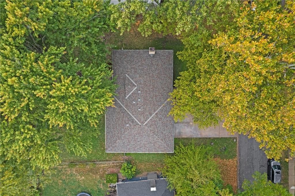 9615 W 92nd Terrace — photo 38
