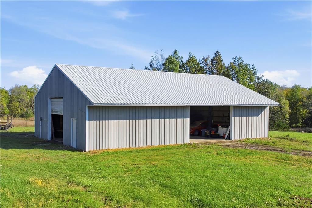 20509 Bogar Circle — photo 3