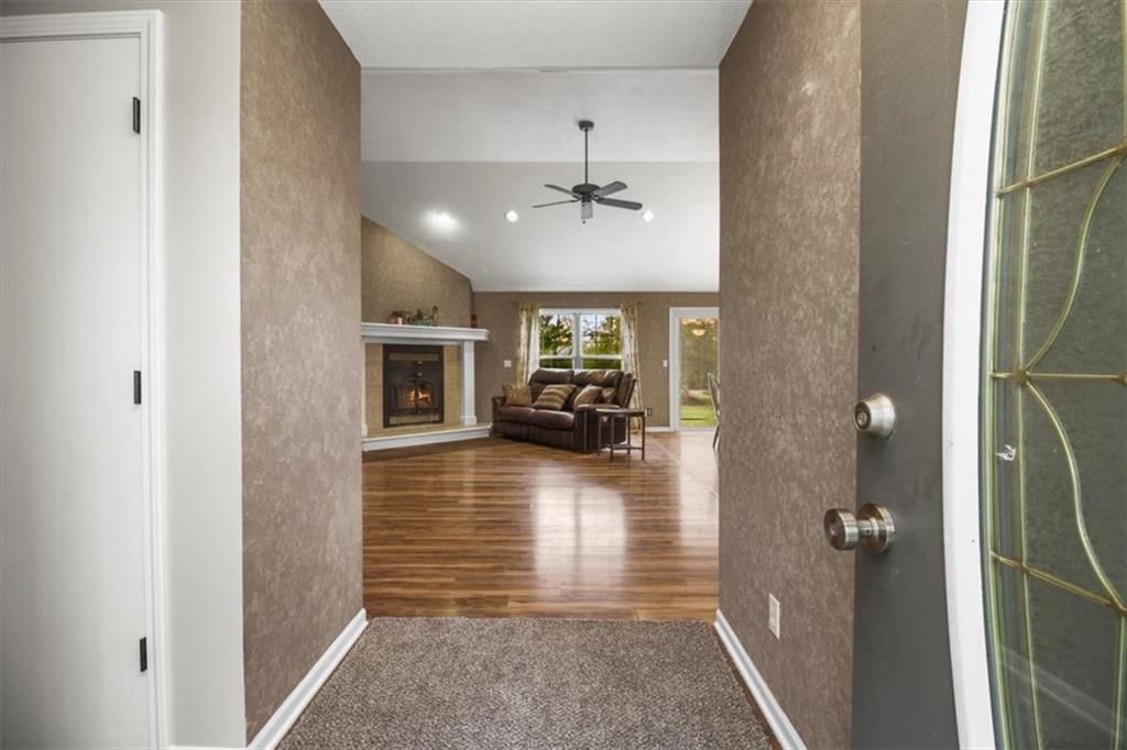 20509 Bogar Circle — photo 7