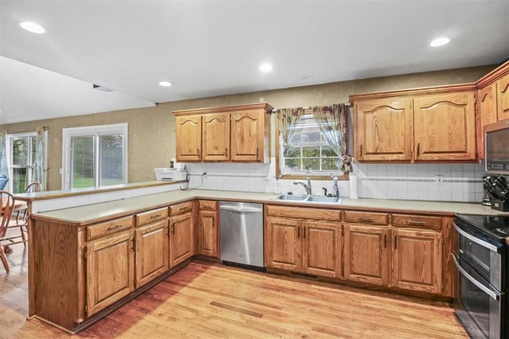 20509 Bogar Circle — photo 14