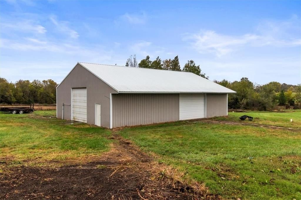 20509 Bogar Circle — photo 32