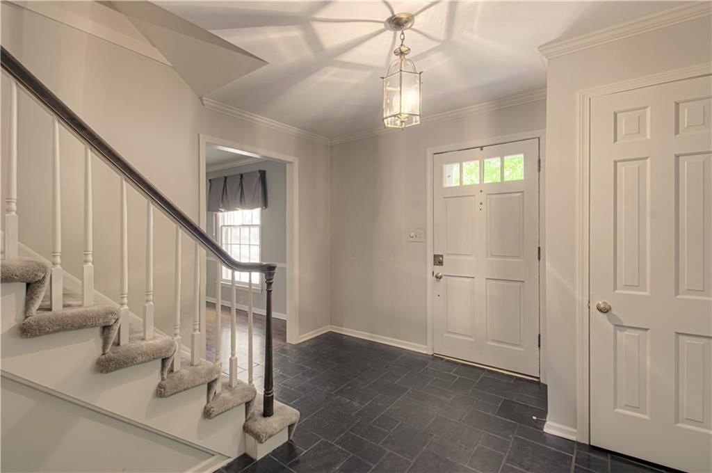 10316 Howe Drive — photo 3