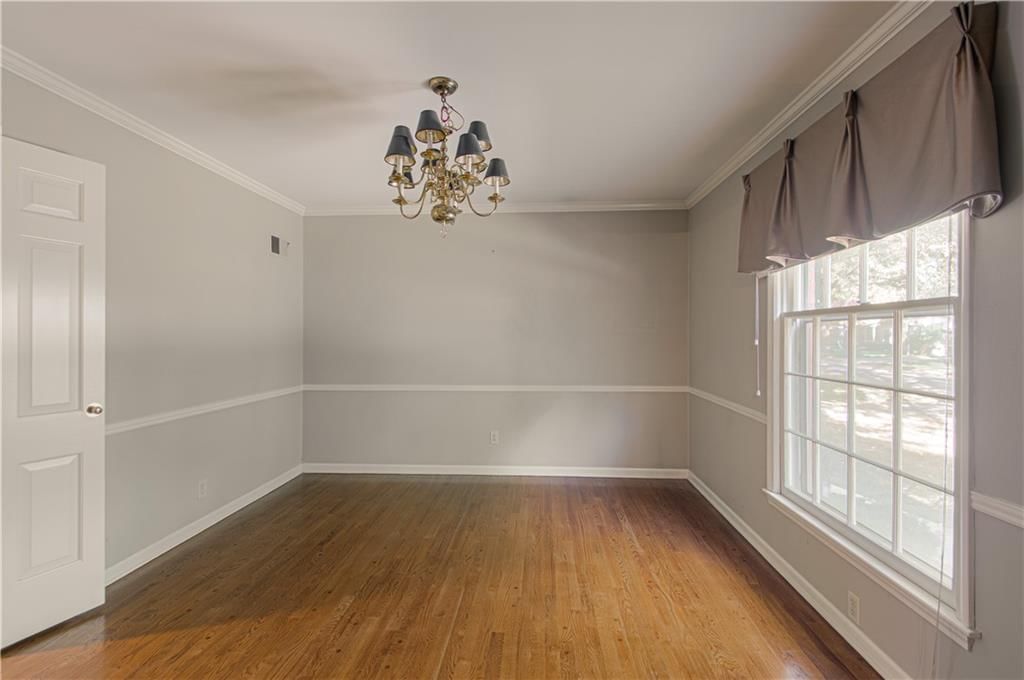 10316 Howe Drive — photo 4