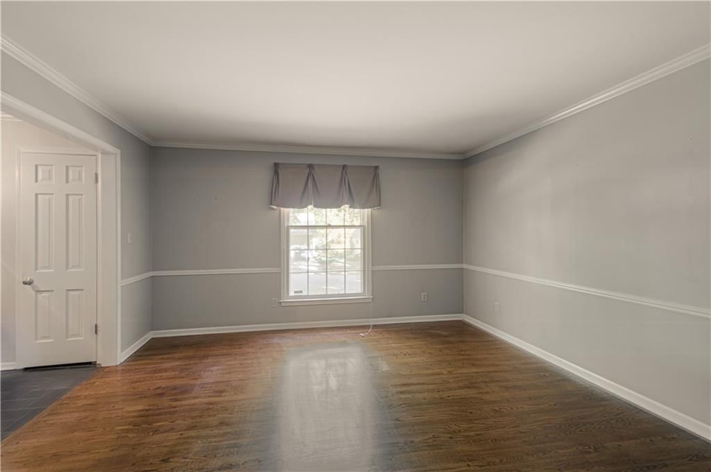 10316 Howe Drive — photo 7