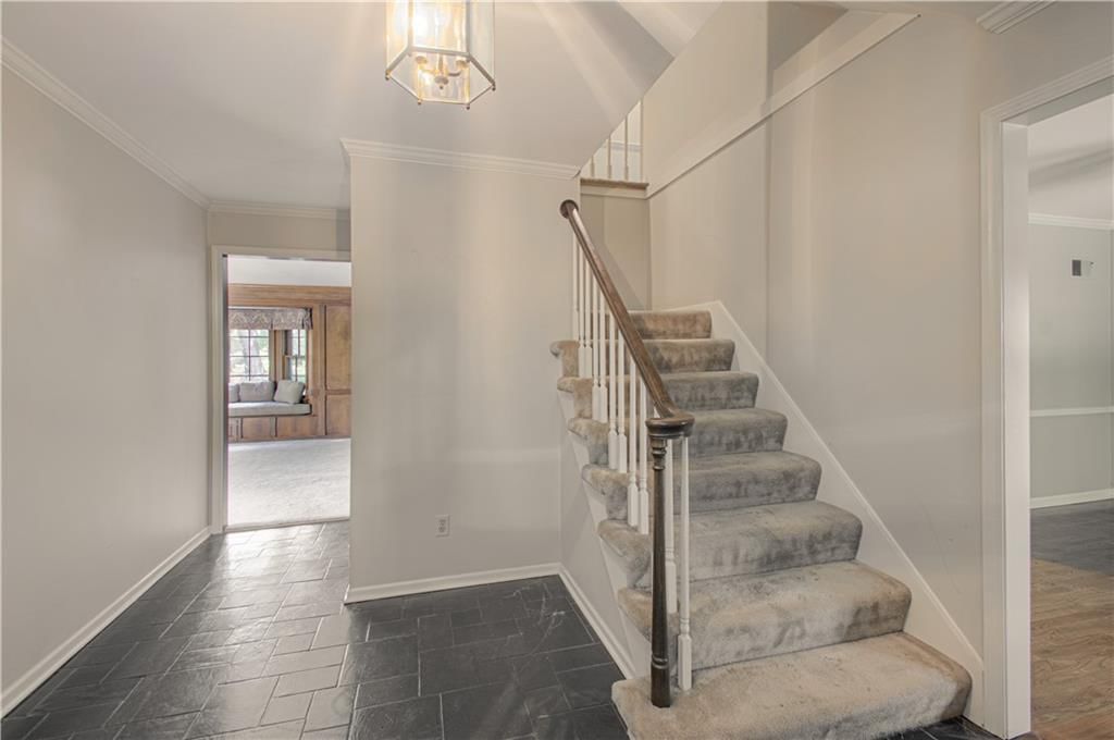 10316 Howe Drive — photo 8