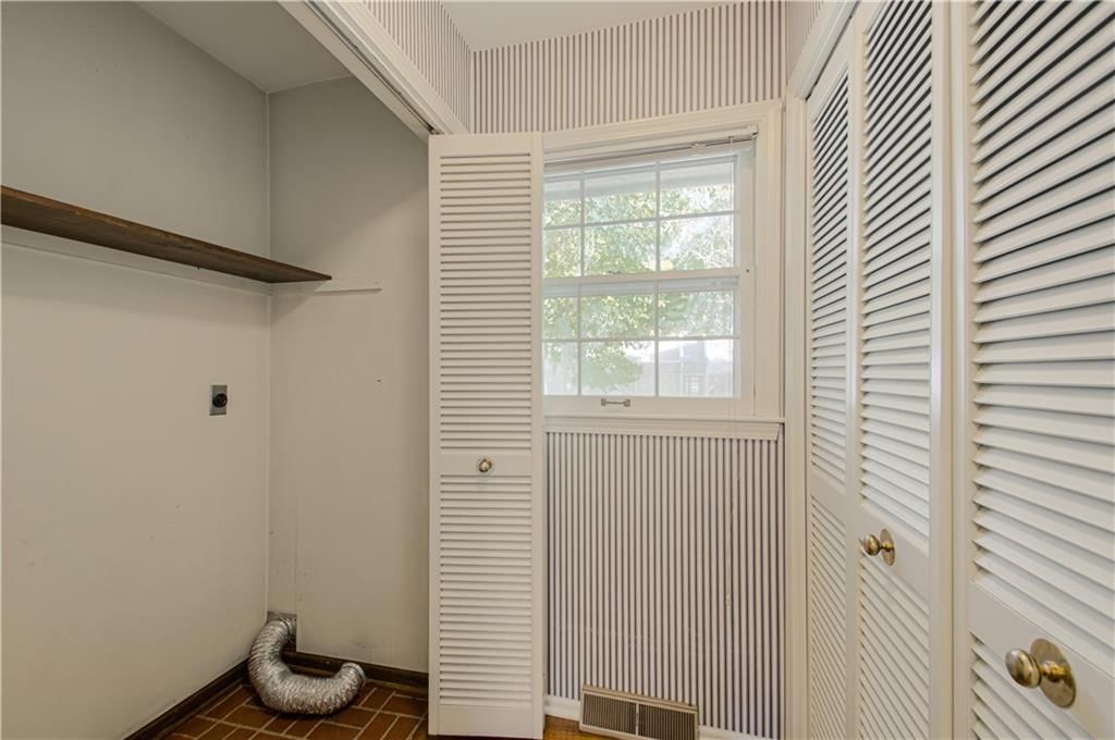10316 Howe Drive — photo 17