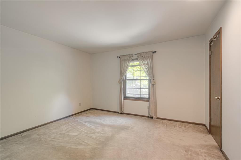 10316 Howe Drive — photo 24