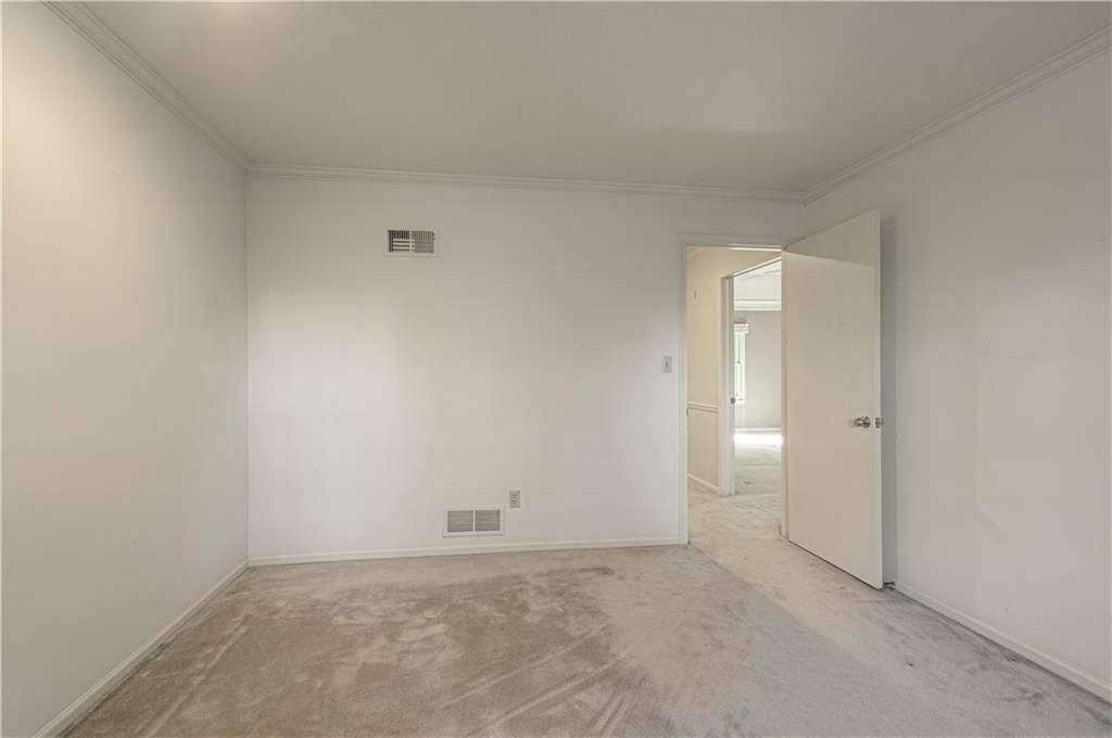 10316 Howe Drive — photo 29