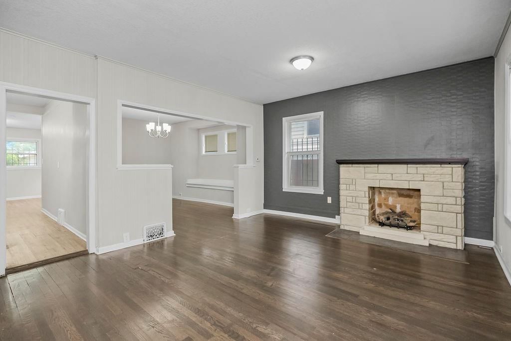 3224 E 28th Street — photo 5