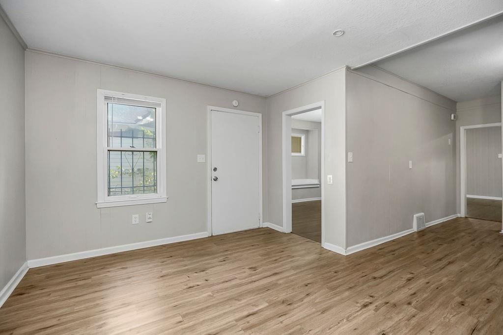 3224 E 28th Street — photo 14