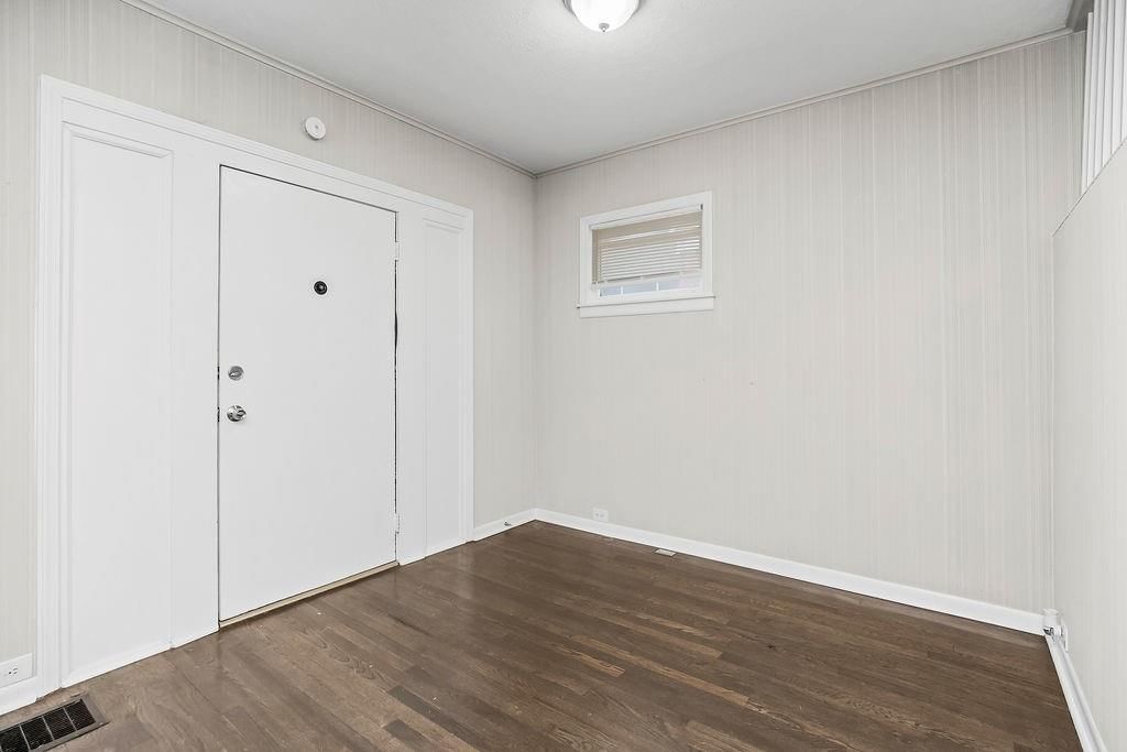 3224 E 28th Street — photo 16