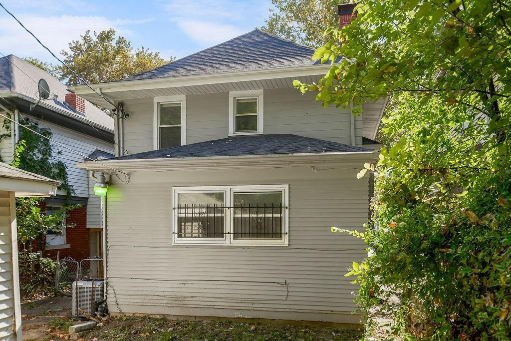 3224 E 28th Street — photo 28
