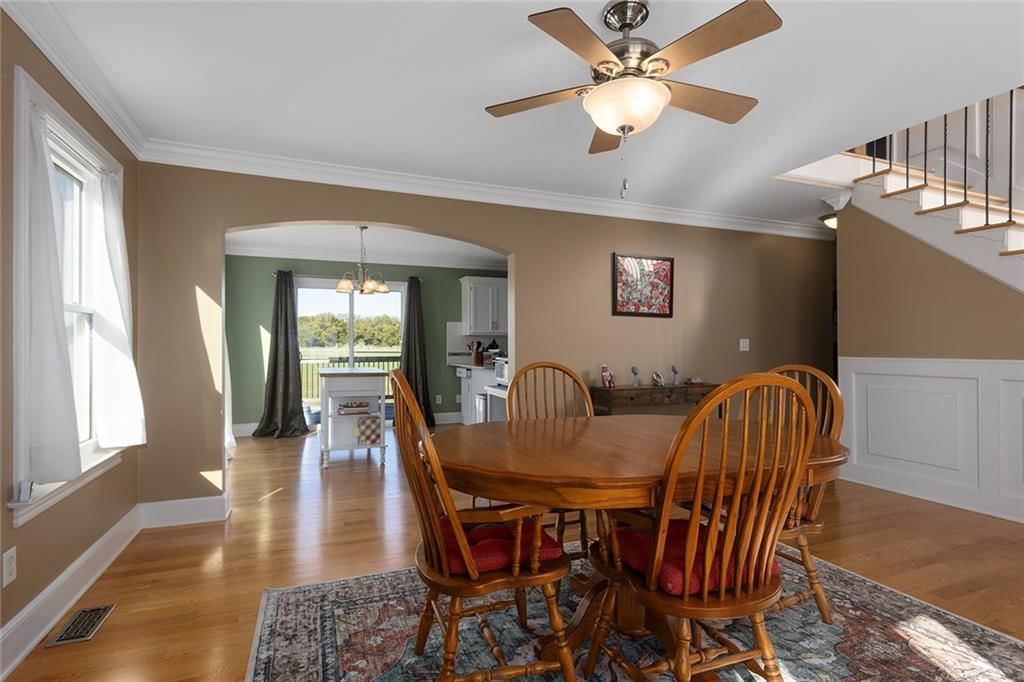 4373 Hackberry Lane — photo 6
