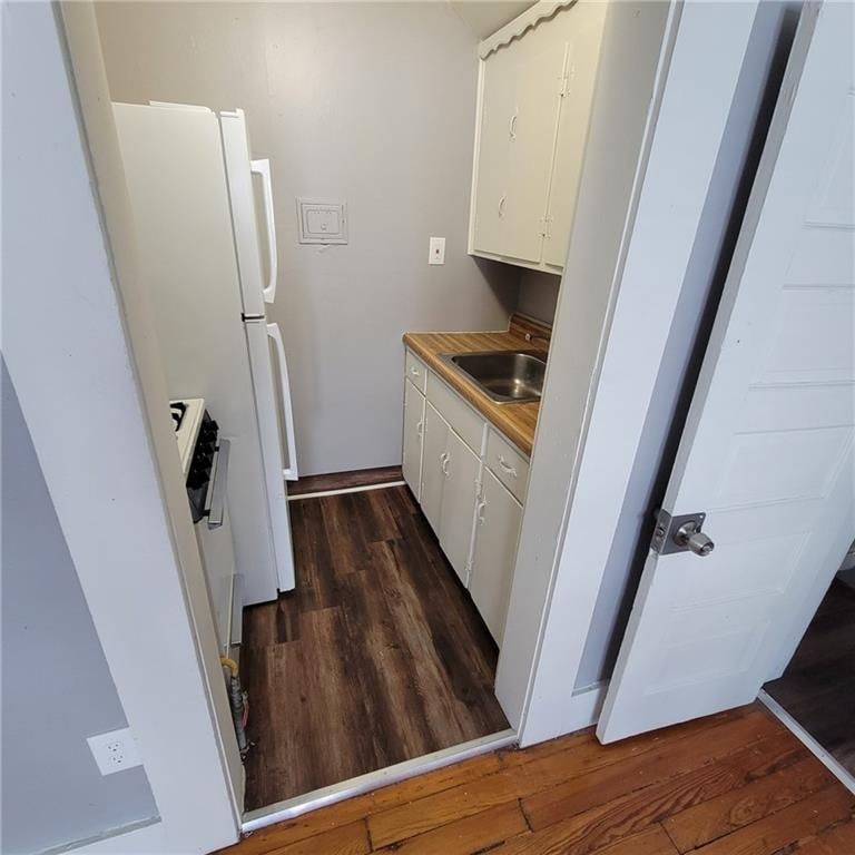 3826 Warwick Boulevard — photo 19