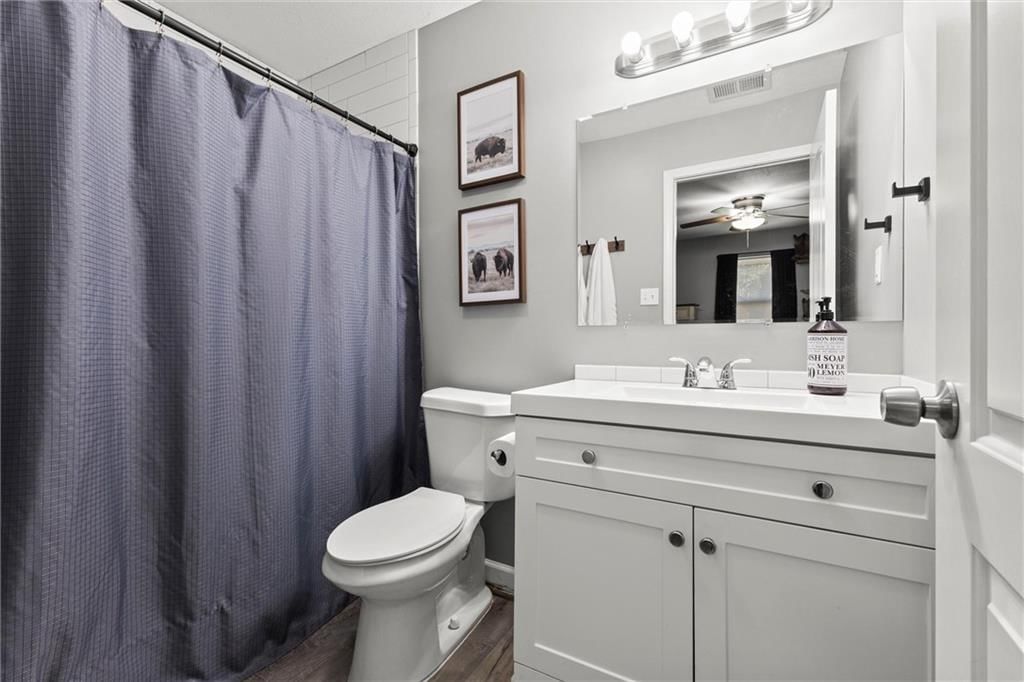 427 Allcutt Avenue — photo 17