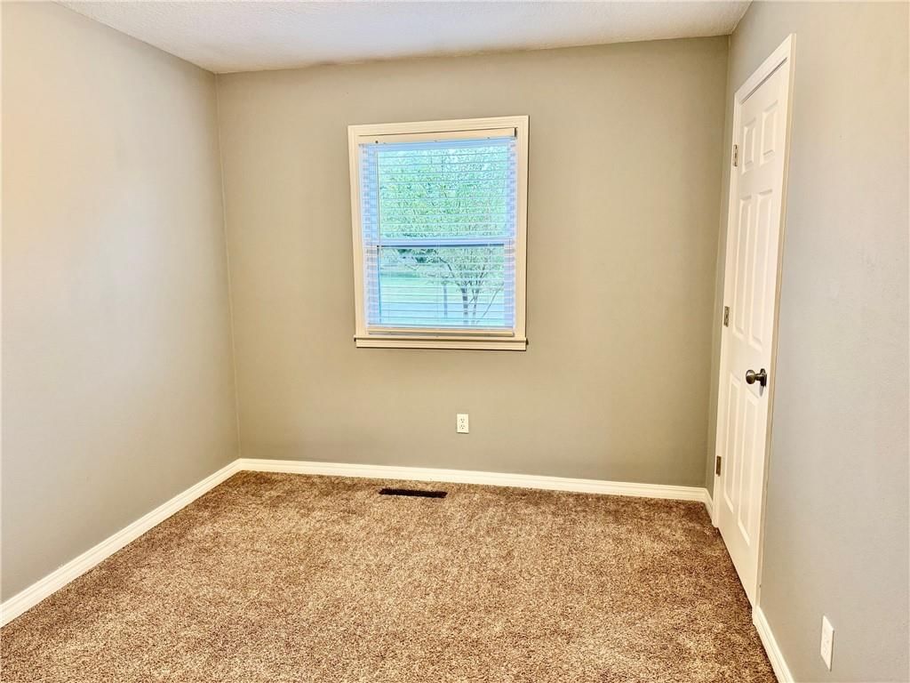 1421 S 15th Street — photo 9
