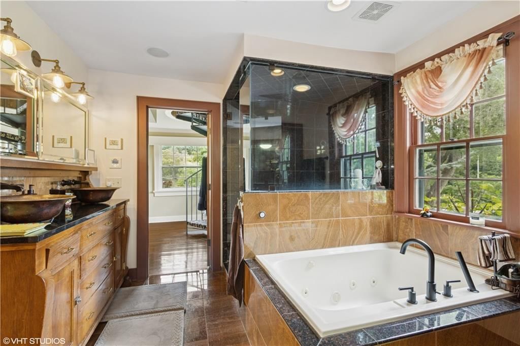 239 W 52nd Street — photo 25