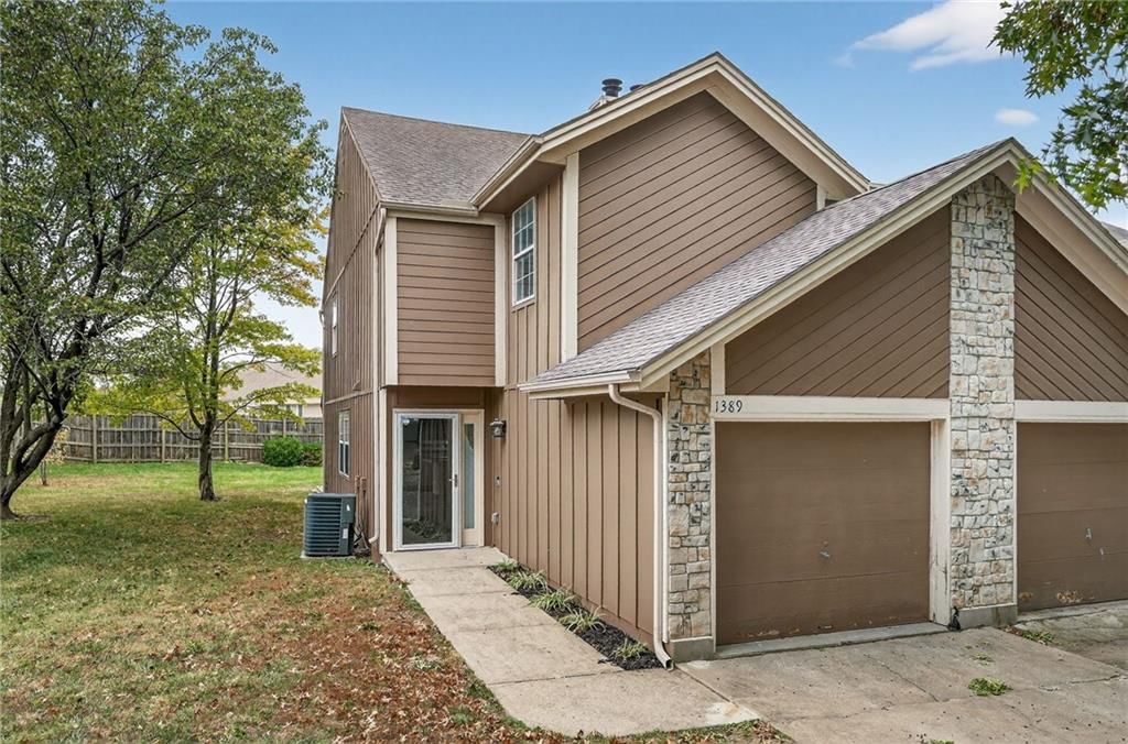 1389 NW Jefferson Court, Blue Springs, MO
