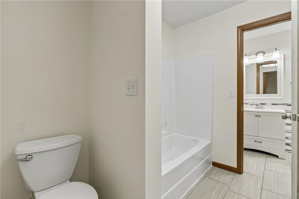 1389 NW Jefferson Court — photo 12