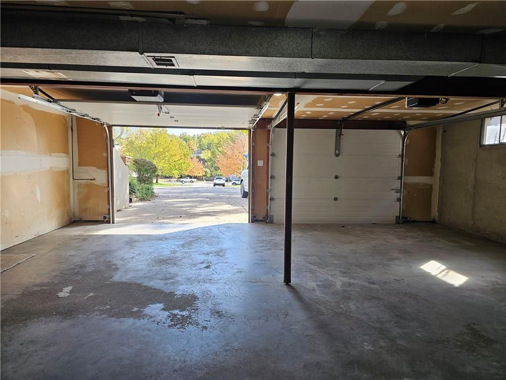 2117 NW Parker Court — photo 36