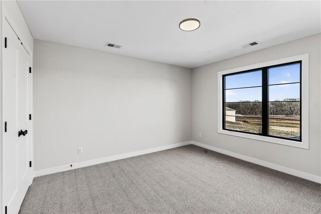 7616 N Booth Avenue — photo 51