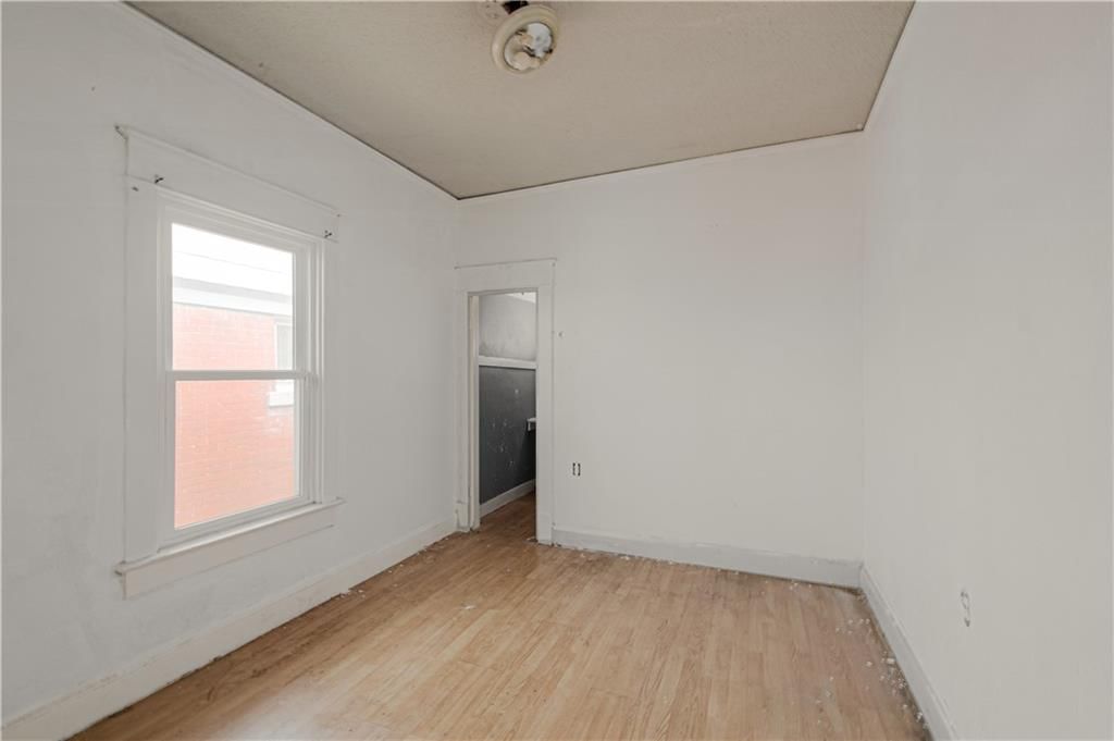 2825 E 10th Street — photo 13