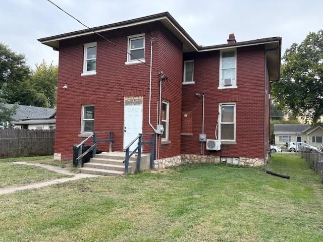 2311 S 10th Street — photo 28