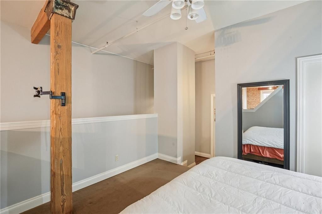 308 W 8th Street — photo 15