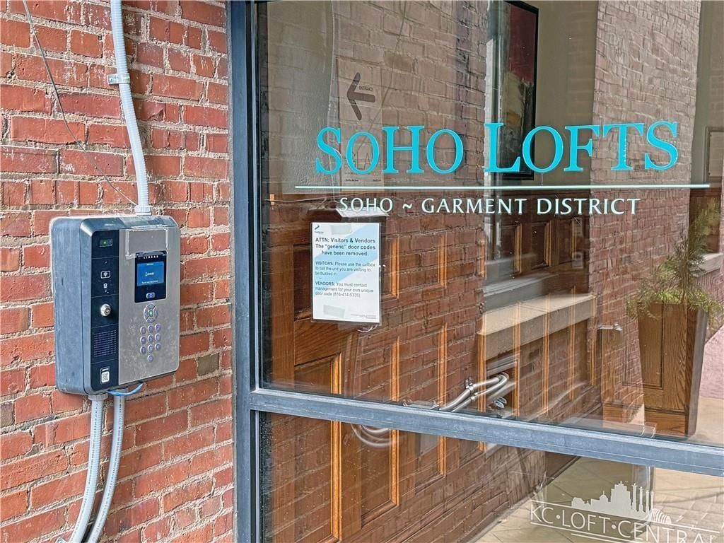 308 W 8th Street — photo 39