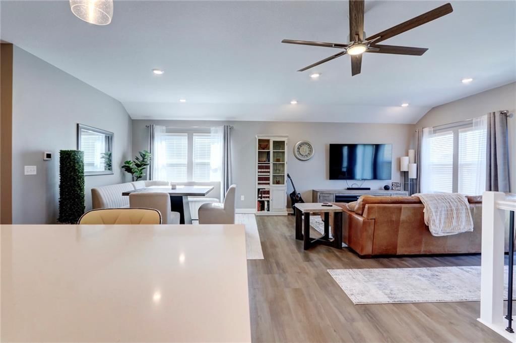 819 Bridgeshire Drive — photo 11
