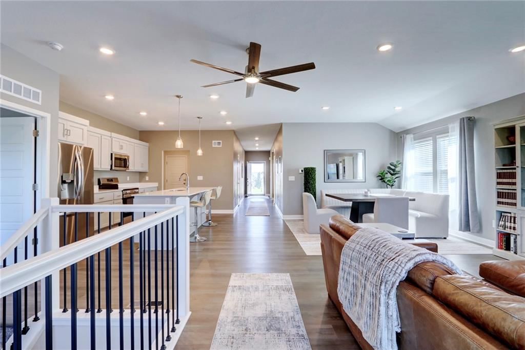 819 Bridgeshire Drive — photo 14