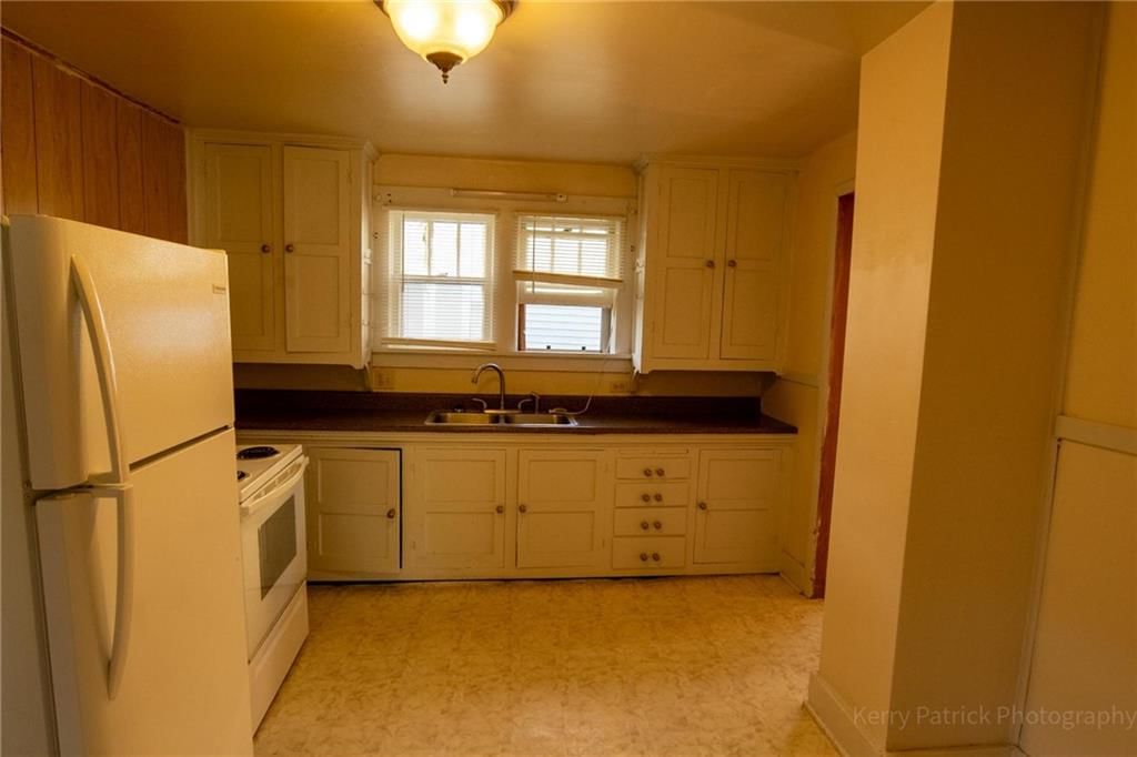1015 Corby Street — photo 13