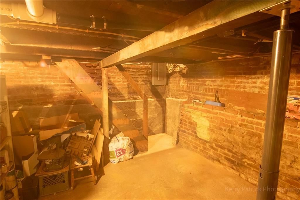 1015 Corby Street — photo 20