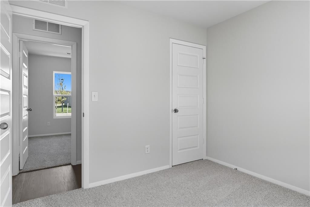 37757 W 208th Terrace — photo 4