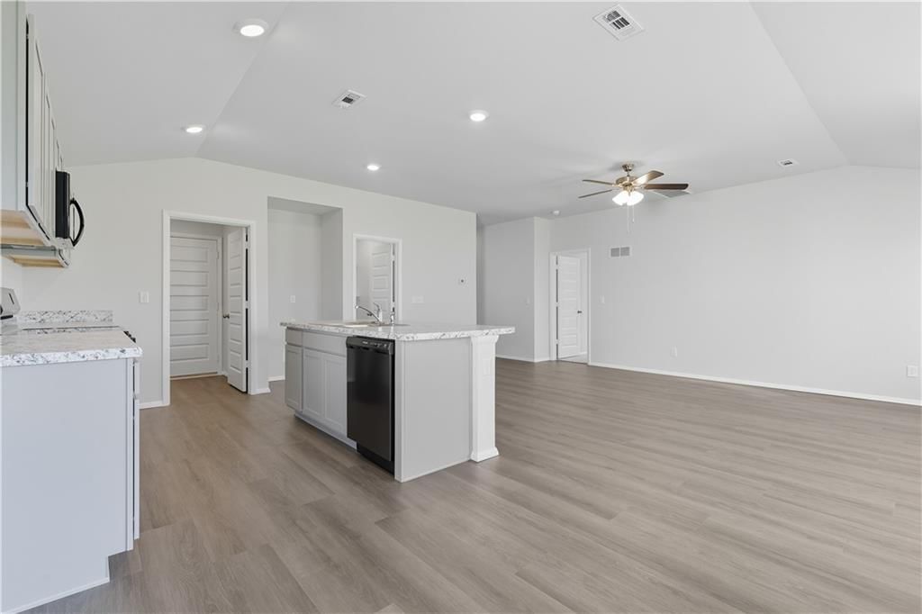 37757 W 208th Terrace — photo 13