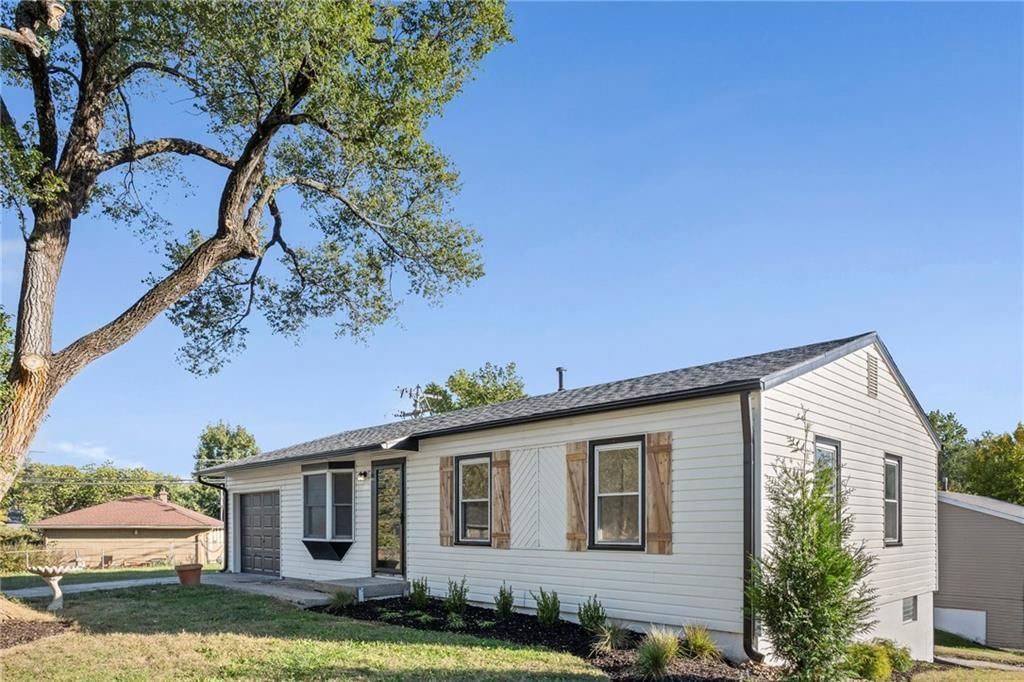 8241 Armstrong Avenue — photo 36